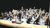 TEATRO. “Un ganso por Navidad” fue el espectáculo interpretado por la gran orquesta. 