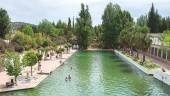 EN LAS VILLAS. Piscina natural en el río Aguascebas, afluente del Guadalquivir, en Mogón, población de Villacarrillo, en la entrada al Parque Natural. 