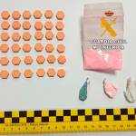 Pastillas de éxtasis y cocaína incautadas. / Guardia Civil.