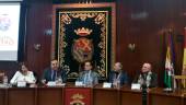 MESA PRESIDENCIAL. Mariana Garrido, Eleuterio Muñoz, Juan Latorre, Julio Millán y Eugenio Casado, durante el acto de presentación. 