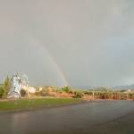 Una tormenta descarga en la capital jiennense durante la tarde hoy, 21 de junio. / Juan Rafael Hinojosa / Diario JAÉN.
