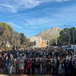 Miles de personas en la explanada del Recinto Ferial de Martos, en la celebración de la XVL Fiesta de la Aceituna. / Ayuntamiento de Martos.