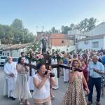 Los vecinos de la aldea ubetense de Veracruz portaron a hombros por las calles de la pedanía a la Señora de los Mares, la Virgen del Carmen.