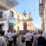 Momentos de la procesión en honor del Sagrado Corazón de Jesús. 