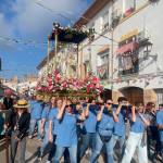 La Virgen de la Encina, en procesión por las calles de su municipio. / Elisabeth Ruiz / Diario JAÉN. 