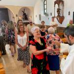 La fe inundó todos los rincones del templo, con los fieles sumergidos en sus rezos. / Pablo Espinosa / Diario JAÉN.