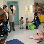 Francisco José Solano visita el resultado de las obras en la escuela infantil Antonio Modesto Mata de Alcaudete. / Junta de Andalucía.