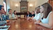Reunión entre el Ayuntamiento de Jaén y representantes de Ajicam. / Ayuntamiento de Jaén.