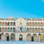 Fachada principal del Ayuntamiento de Andújar en una imagen de Archivo.