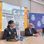Layla Dris Hach-Mohamed, Manuel Fernández y José Antonio De la Paz durante la rueda de prensa. / Subdelegación del Gobierno.