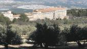 PANORÁMICA. Hospital Doctor Sagaz, en el paraje de El Neveral, con la capital al fondo.