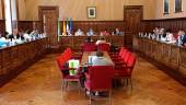Vista general del salón de plenos de la Diputación durante la sesión ordinaria de esta mañana. / F. Gaitán / Diario JAÉN