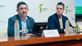 El presidente de la Diputación, Francisco Reyes, y el diputado de Economía y Empresa, Luis Miguel Carmona. / F. Gaitán / Diario JAÉN.
