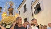 La Virgen del Castillo procesiona por las calles de Vilches. / Álvaro Guzguti / Diario JAÉN. 