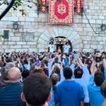 Salida de la Virgen de la Cabeza de su santuario.