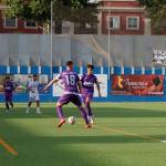 Jugada de Migue García y Curro frente al Atlético Central. / Jason Moyano / Diario JAÉN. 