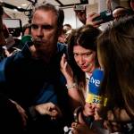 Javier Pérez Dolset junto a Leire Díez tras la comparecencia de la exmilitante socialista en Madrid. / Europa Press.