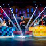 El equipo de Celanova y el de Huelma, en la prueba final del programa. / RTVE. 