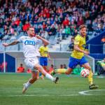 Agus Alonso, en una jugada del partido de la primera vuelta en la Liga ante el Huétor Tájar. / Real Jaén. 