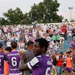El Real Jaén celebra con los aficionados el partido. / Jason Moyano / Diario JAÉN. 