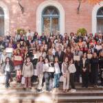 Foto de familia con los centros que han participado en los Premios Steam. / Gobierno de España.