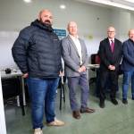 El subdelegado del Gobierno en Jaén, Manuel Fernández, durante su visita a la oficina comarcal de Cazorla. / Subdelegación del Gobierno.