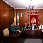  Junta Local de Seguridad, presidida por Juan Matías Reyes, alcalde de Ibros, y Manuel Fernández, subdelegado del Gobierno. / Subdelegación.