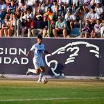 Juanma Porro en una jugada en el lateral derecho. / Juande Ortiz.