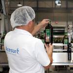 Imagen de archivo de un operario de Acesur.