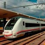 Tren en la estación de ferrocarril de Jaén. Archivo. / Agustín Muñoz / Diario JAÉN.