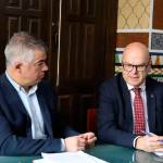 Emilio Torres y Manuel Fernández durante la visita en Martos. / Subdelegación del Gobierno.