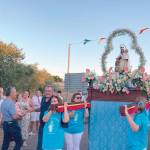 Los vecinos de la cortijada salieron a celebrar por su calle con la Virgen del Carmen.