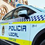 Vehículo estacionado perteneciente a la Policía Local de Martos.
