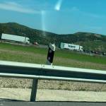 Imagen de las retenciones de tráfico como consecuencia del accidente. 