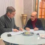 Firma del convenio entre la Junta de Andalucía y el Ayuntamiento de Jaén para una ruta de transporte público entre La Guardia y Jaén. / Junta de Andalucía.