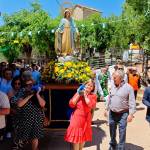 Algunos momentos de la procesión la Milagrosa, en Onsares.