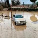 Imagen del Puente de la Sierra anegado por las inundaciones del pasado mes de febrero. / Álvaro Guzguti / Diario JAÉN.
