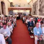 Asistentes a la primera mañana de las jornadas del Ciclo Integral del Agua en la Ermita Madre de Dios. / Álex Gómez / Diario JAÉN. 