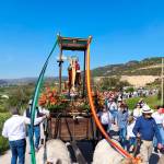 Carro que portaba la andas de Santa Quiteria, en su trayecto hacia la Era de la Carreñas. / Francisco Gaitán. /Diario JAÉN.