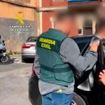 Liberado un octogenario que estaba siendo utilizado para ejercer mendicidad y estafar por internet. / Guardia Civil.