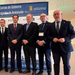 Foto de familia de la inauguración del IV Encuentro de juntas de gobierno de los Colegios de Abogados de Andalucía. / Diputación de Jaén.