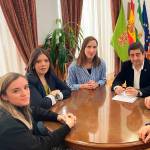 Reunión con la nueva directiva de AJE-Jaén. / Diputación de Jaén.