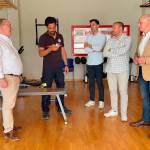 José Luis Hidalgo y David Rodríguez, durante su visita al Parque de Bomberos. / Diputación de Jaén.