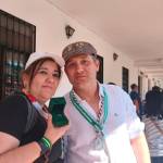 María José Medina y Sergio Ordoñez tras la petición de matrimonio. / M. Rosa.