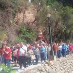 La procesión en plena naturaleza. / Juan Rafael Hinojosa / Diario JAÉN.