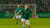 Luis Aguado y Dani Ceballos, en el partido entre el CP Cacereño y el Real Madrid. / CP Cacereño. 