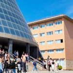 Imagen de archivo de alumnado en el Campus de Las Lagunillas. / Universidad de Jaén.