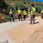 Soledad Aranda visita las obras en el “Camino de Jaén”, en Villardompardo. / Junta de Andalucía.