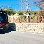 El autobús de Diario JAÉN, en su parada en Noalejo.