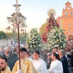 La Virgen de Linarejos celebró la procesión con motivo de las Fiestas del Voto por el Paseo de la Ermita.